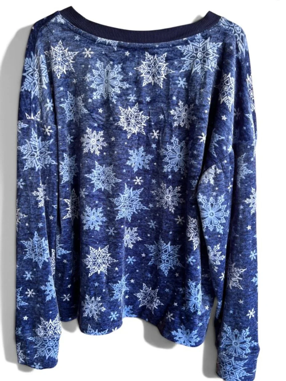 Nautica Blue Snowflake Print Fleece Long Sleeve Sleepwear Top Size M
